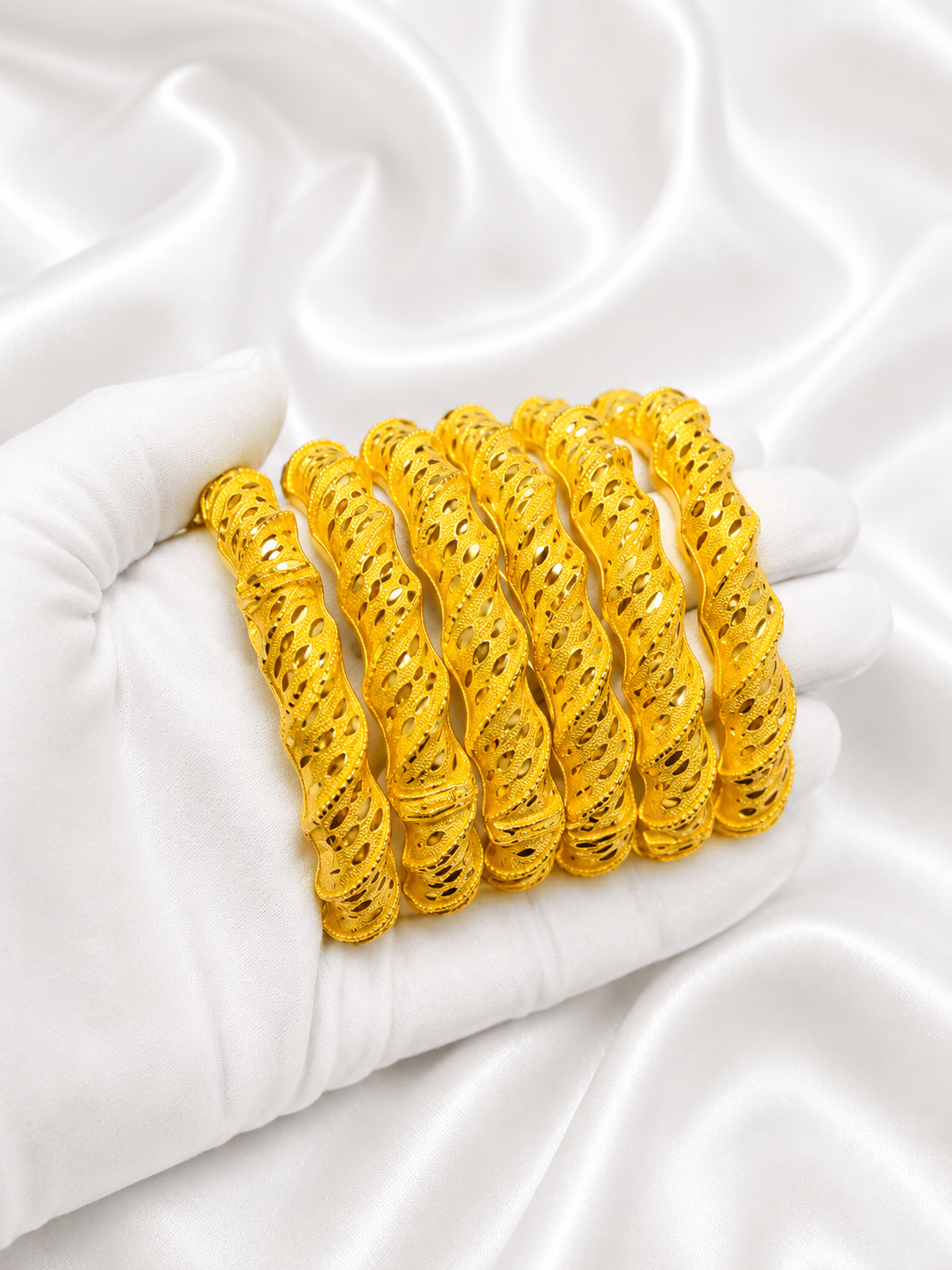 00050 - Bracelet (set of 6) - 2 Gram Gold Plated