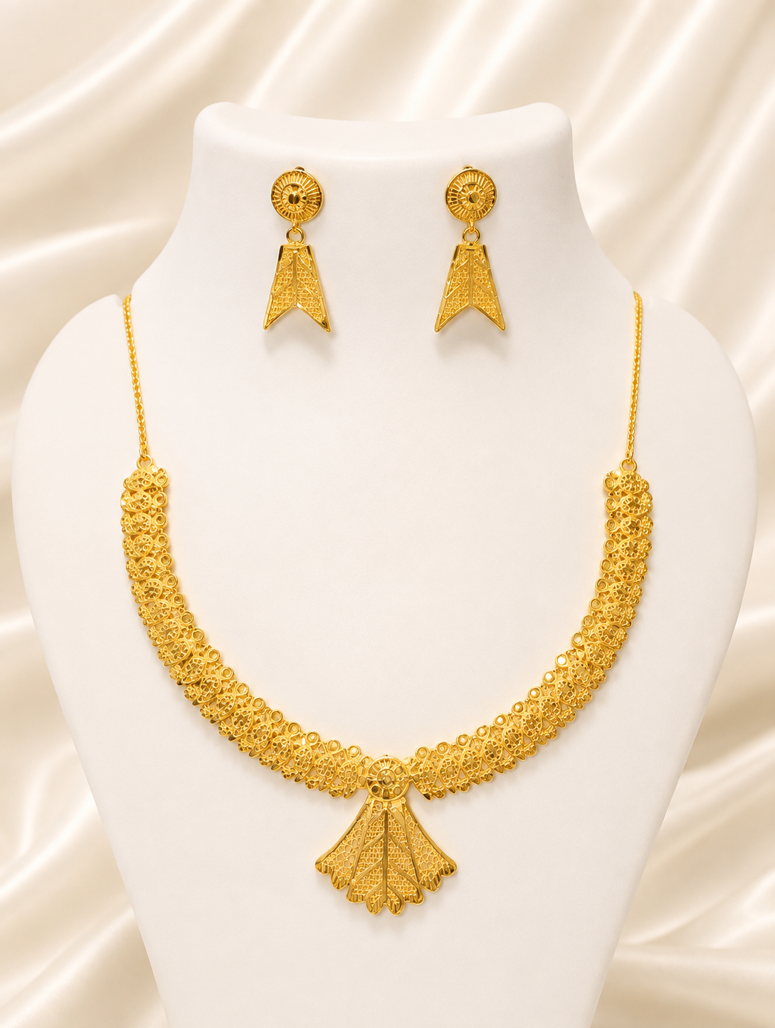 00805 - Necklace - 2 Gram Gold Plated