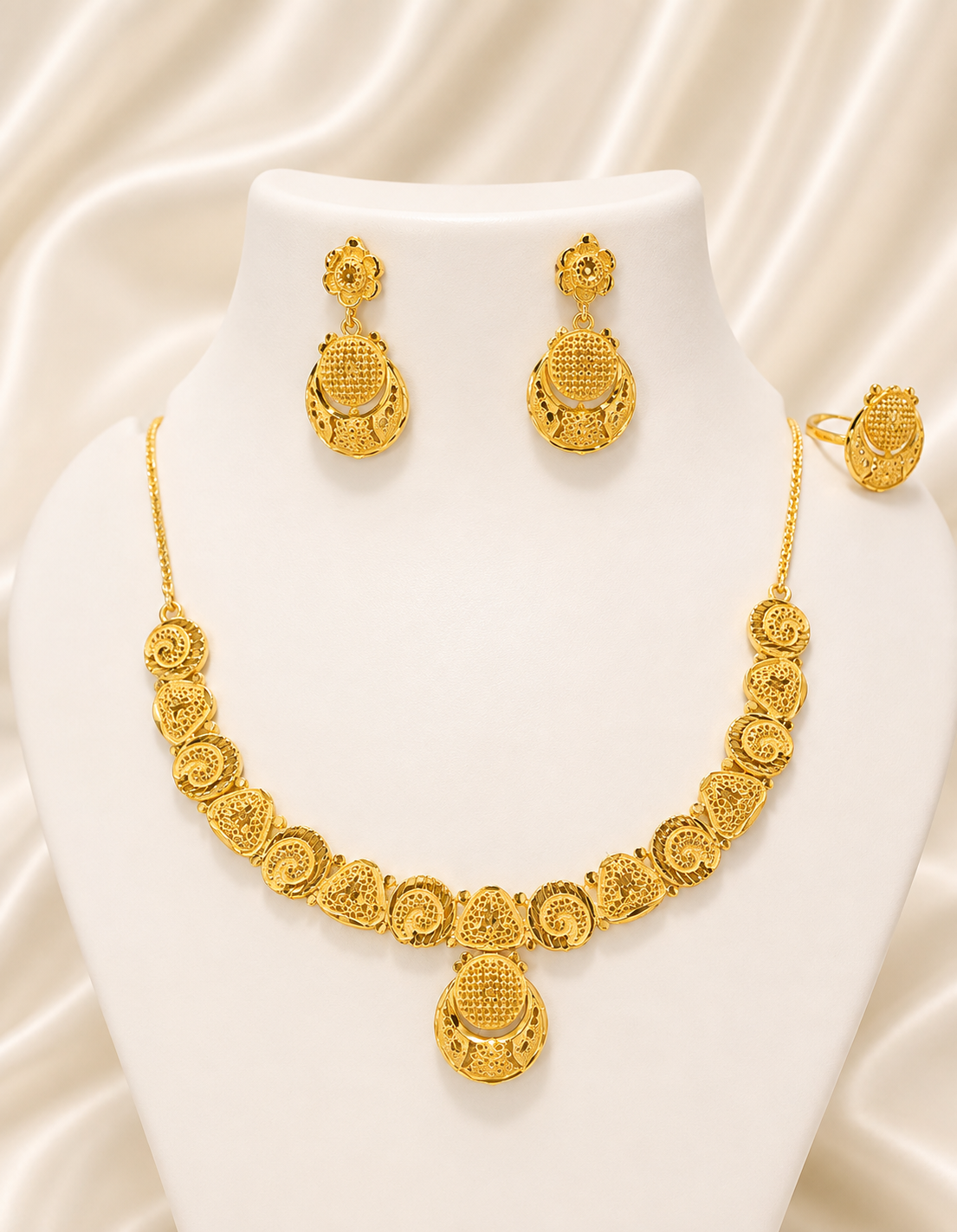 00806 - Necklace - 2 Gram Gold Plated