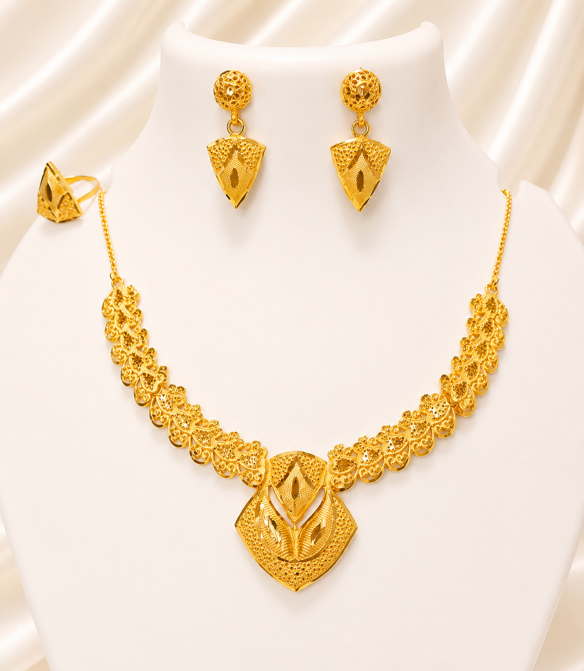 00810 - Necklace - 2 Gram Gold Plated