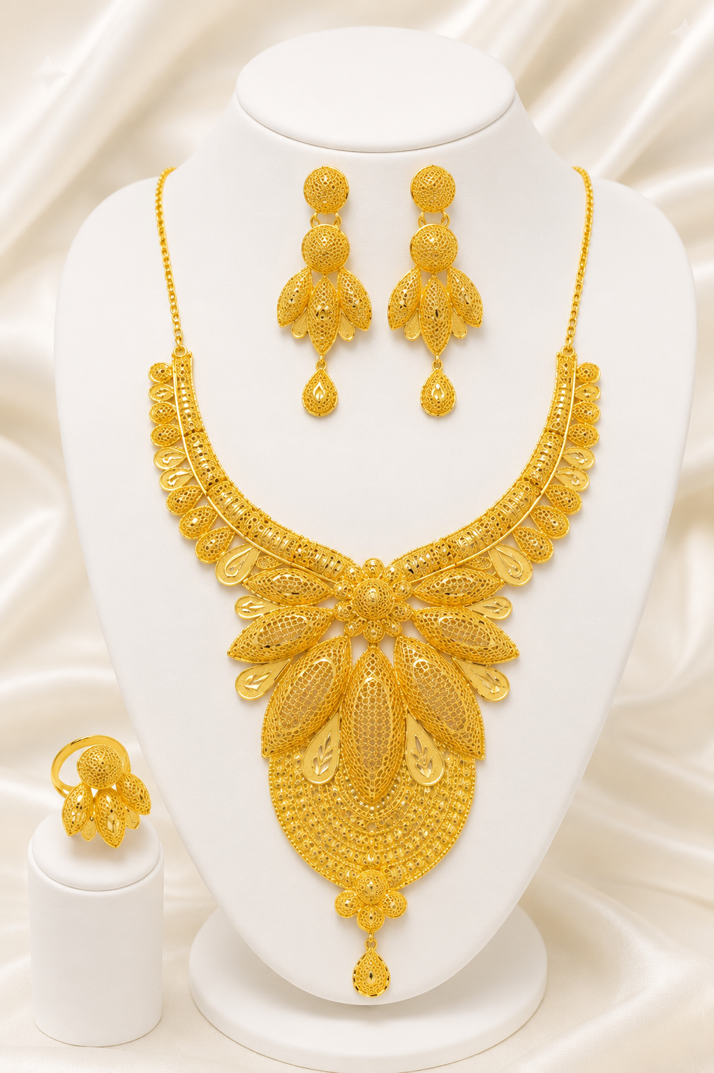00931 - Collar - Chapado en Oro de 2 Gramos