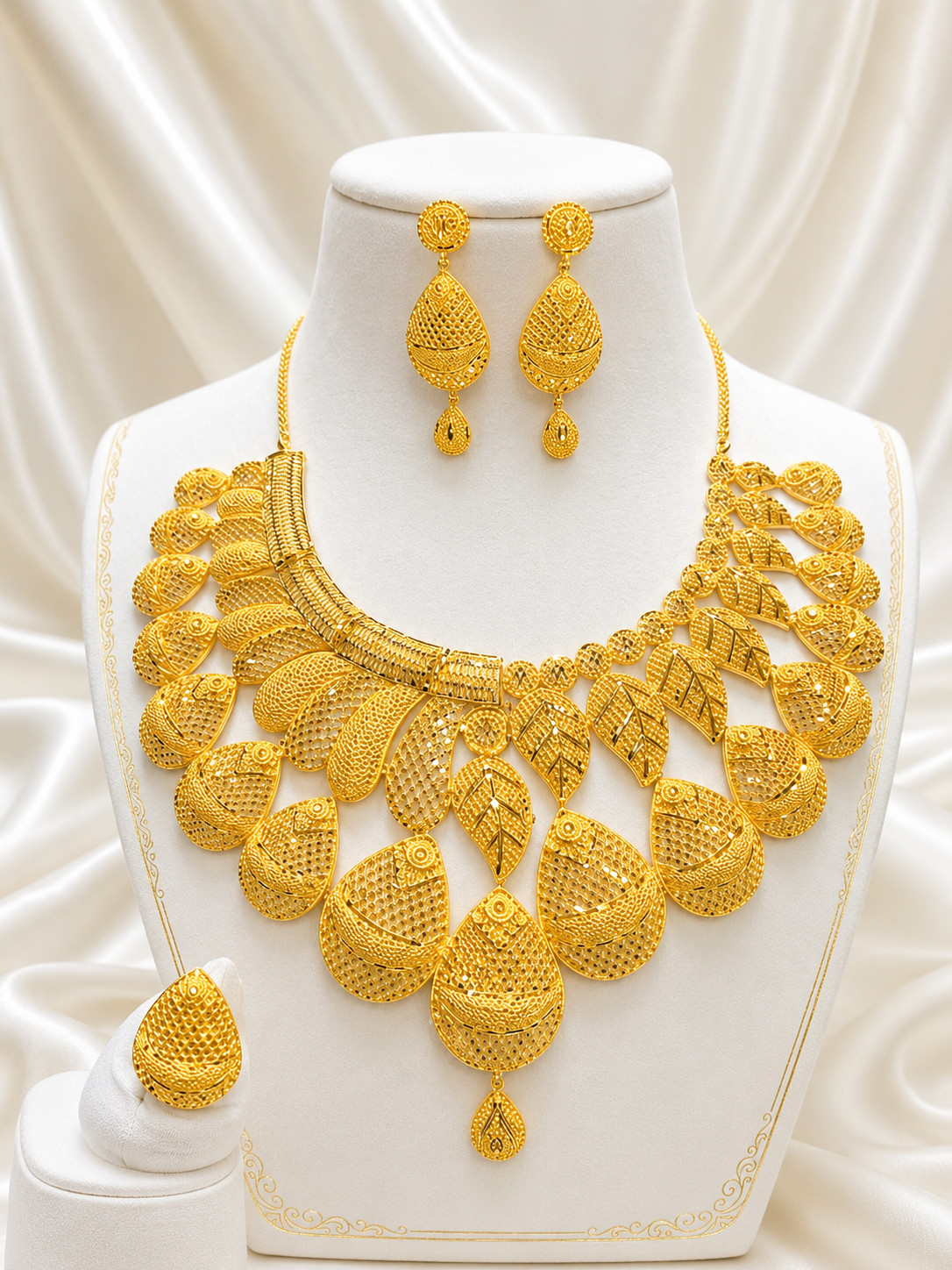 Necklace 0717