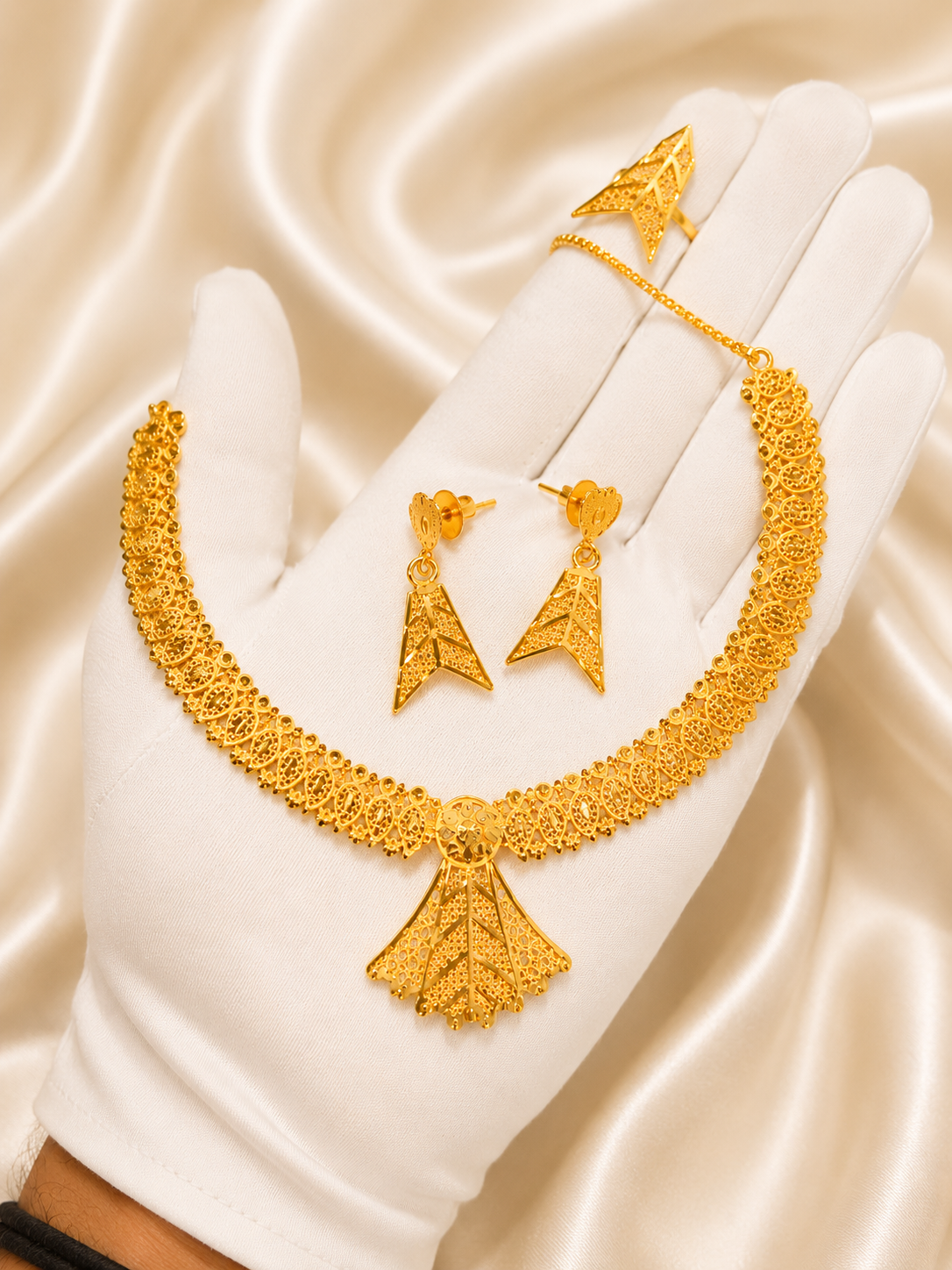 Necklace 0668