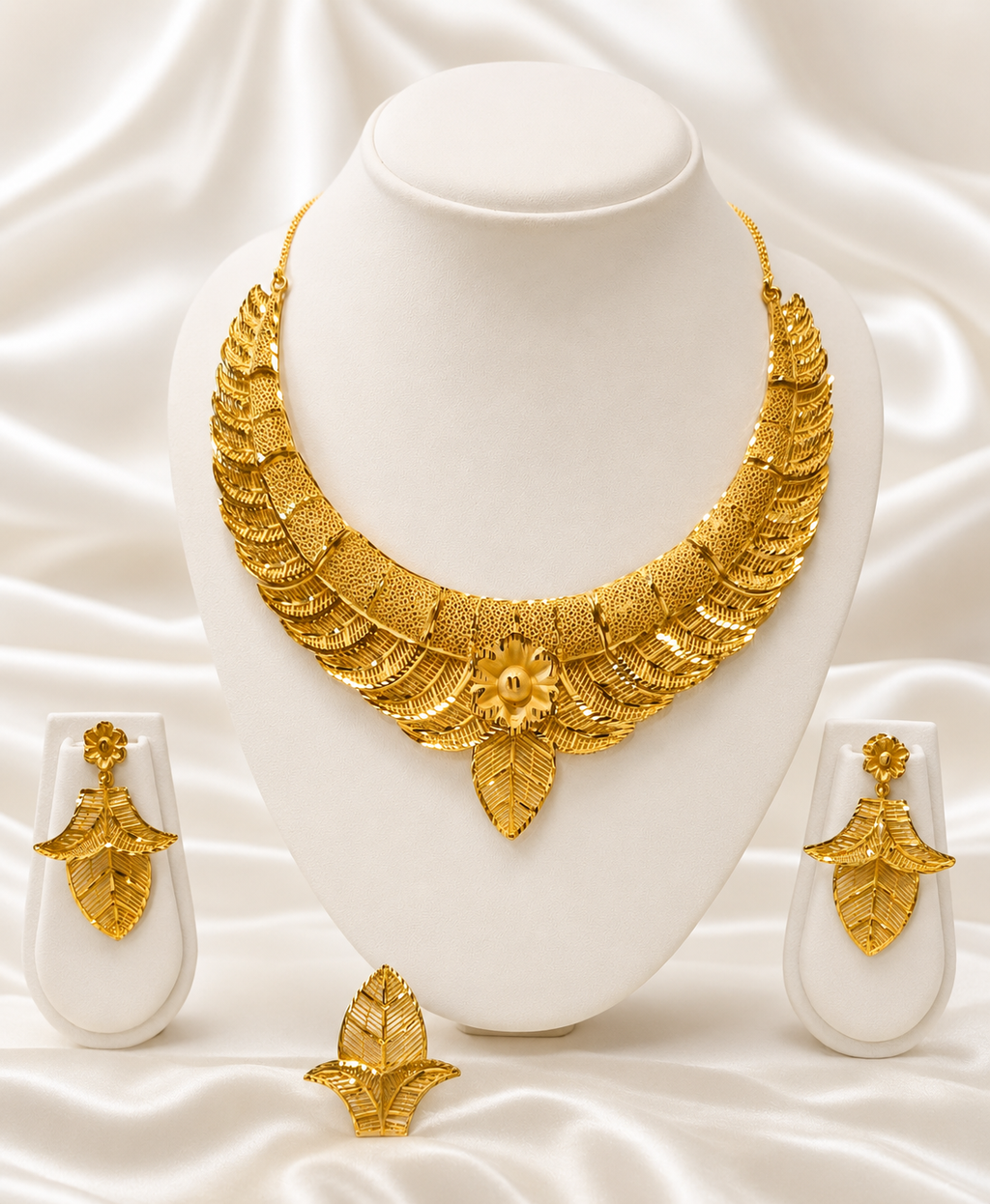 00281 - Collar - 2 gramos chapado en oro