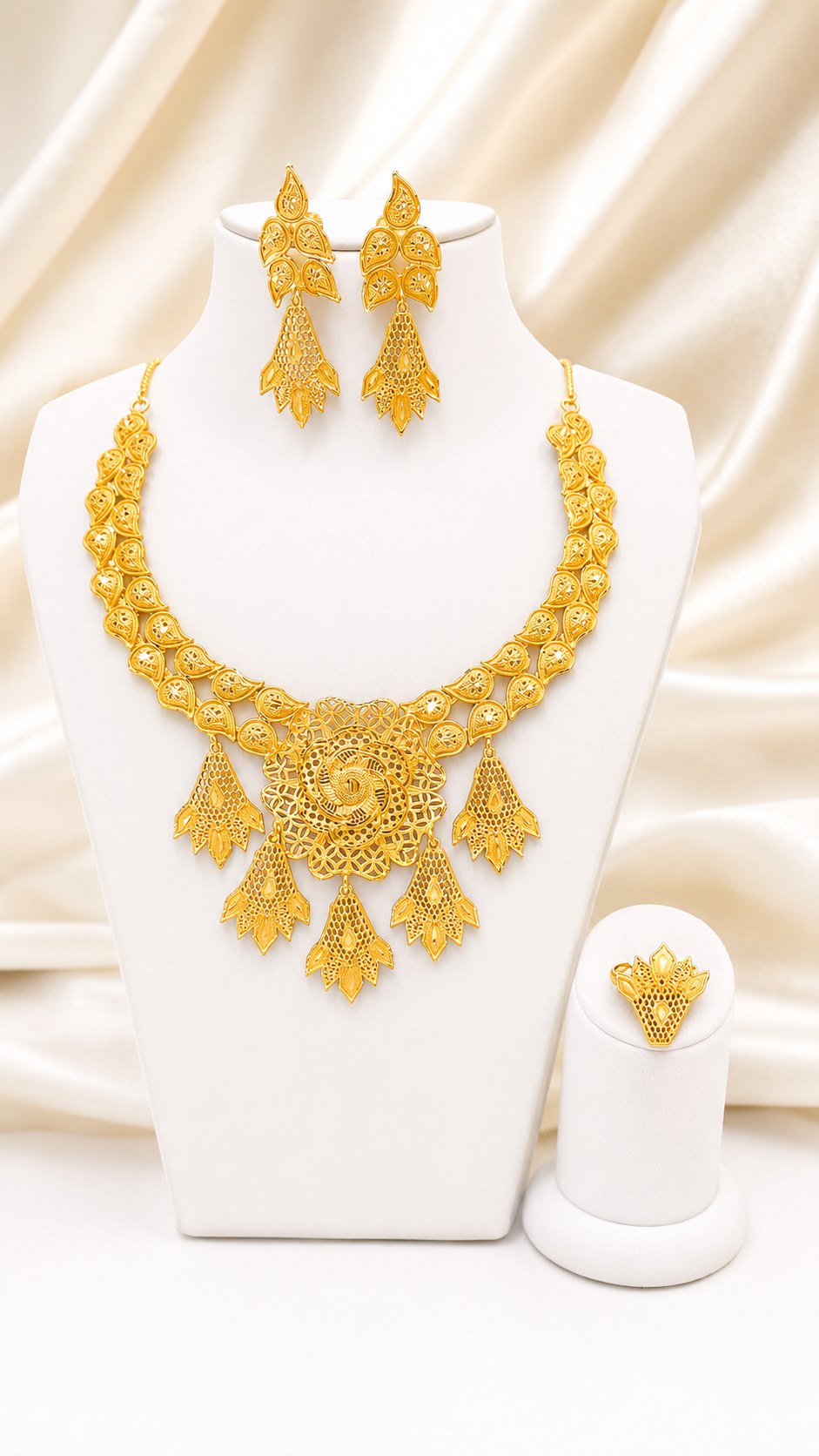 00298 - Collier - Plaqué or 2 grammes