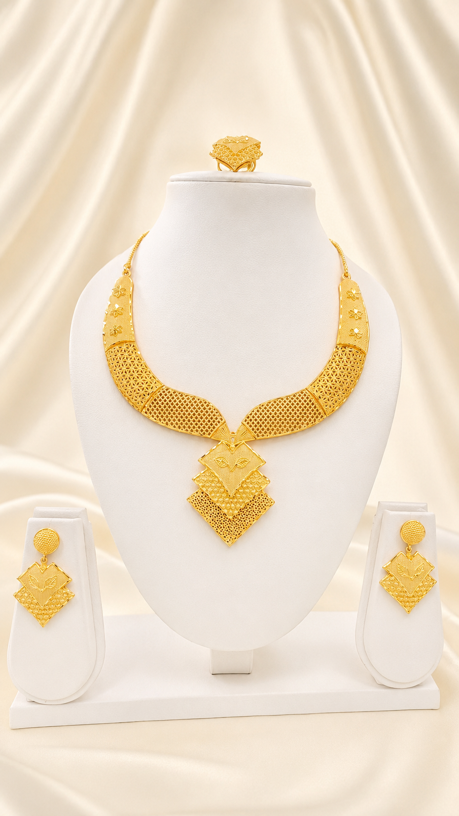 00307 - Collar - Bañado en oro de 2 gramos