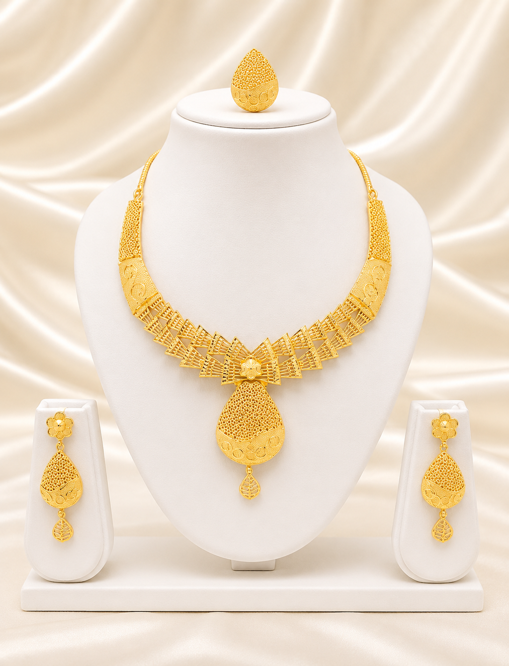 00308 - Collier - Plaqué or 2 grammes