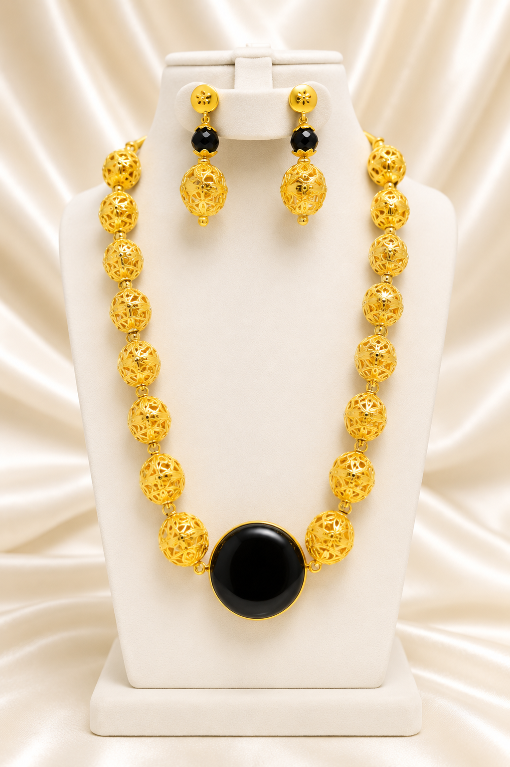 00331 - Collier - Plaqué or 2 grammes