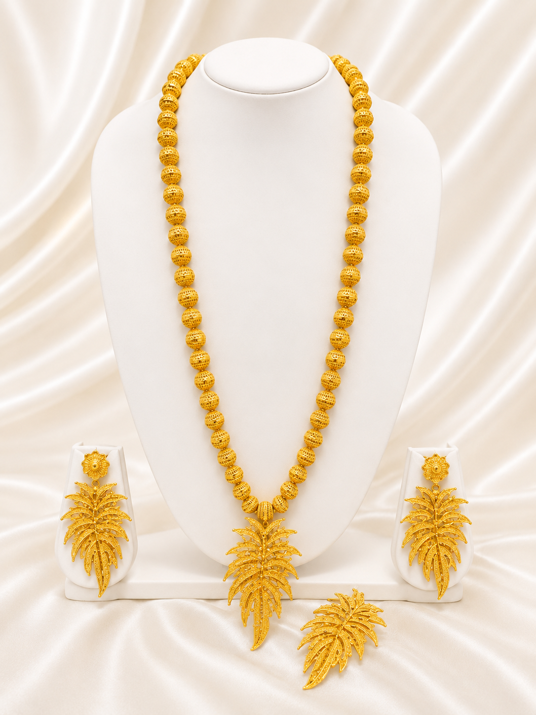 Necklace 0120 – Gold-Plated Layered Pendant Necklace