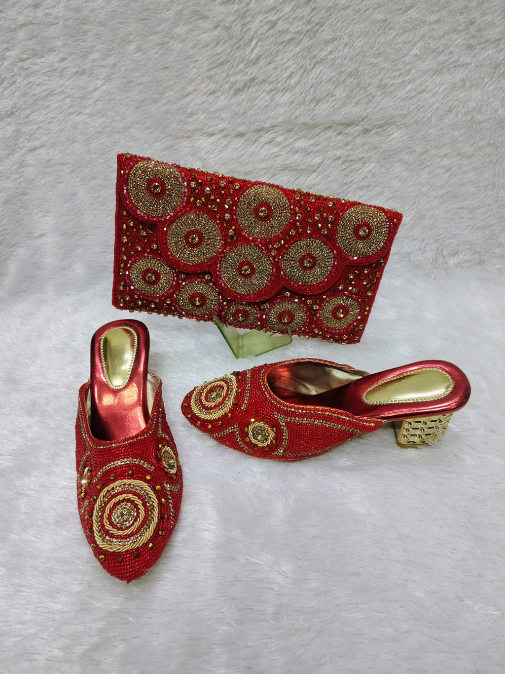 Conjunto de Tacones y Monedero 0006