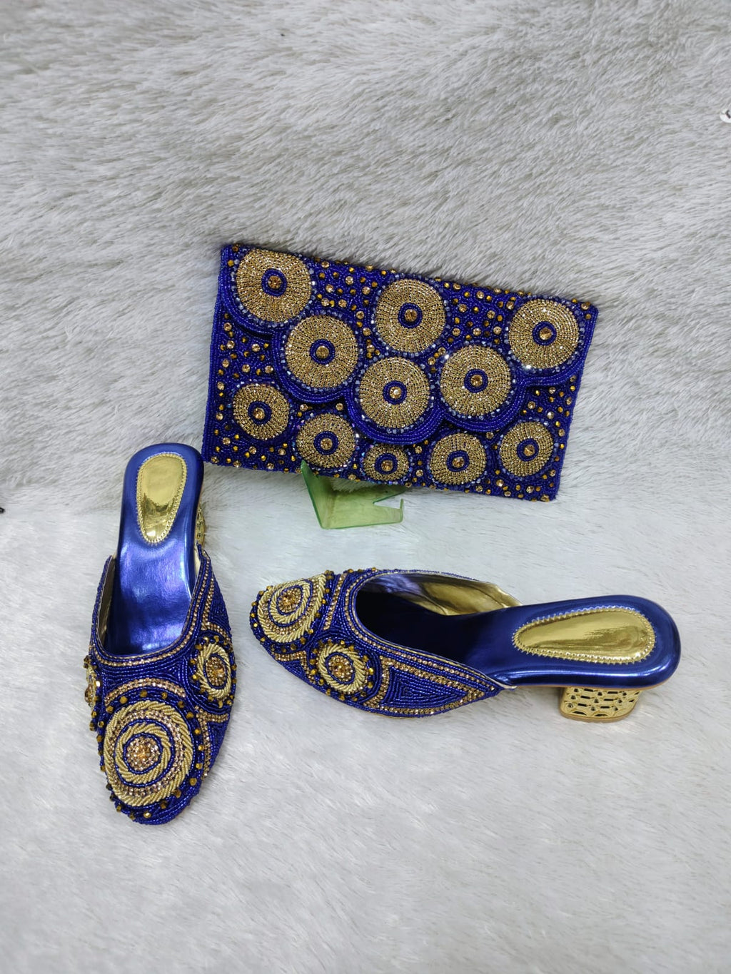 Conjunto de Tacones y Monedero 0006