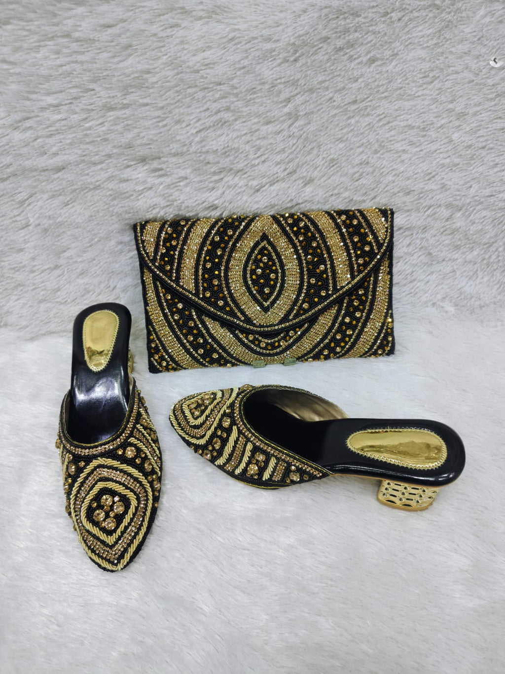 Conjunto de tacón y bolso 0011