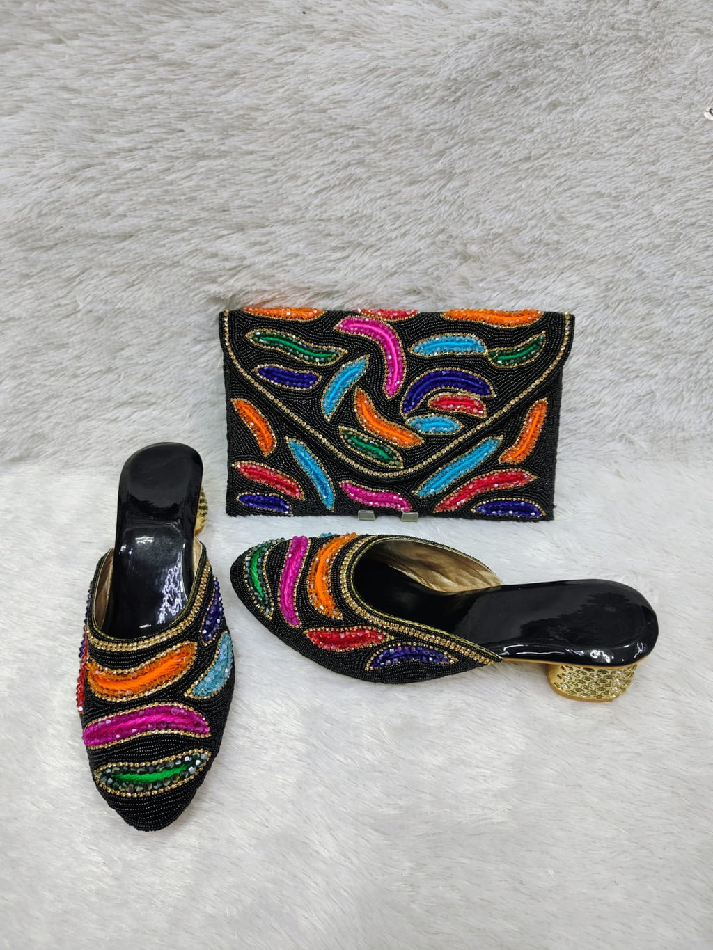 Conjunto de tacón y bolso 0012