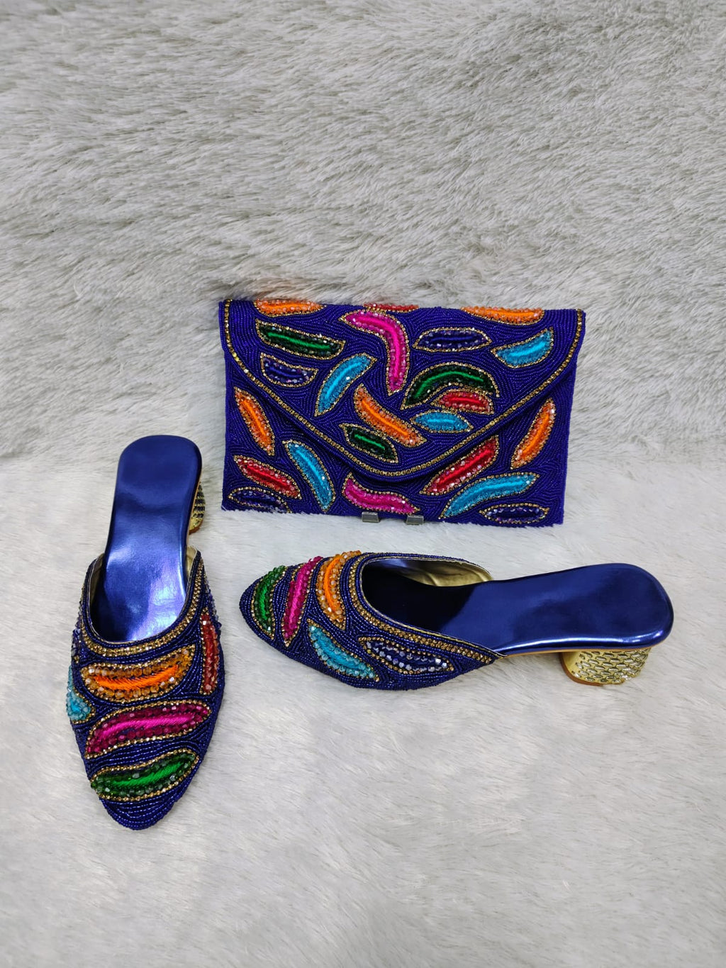 Conjunto de tacón y bolso 0012