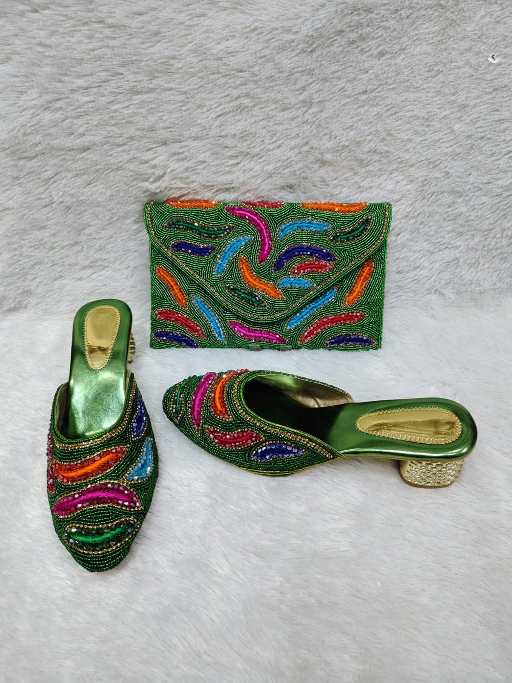Conjunto de tacón y bolso 0012