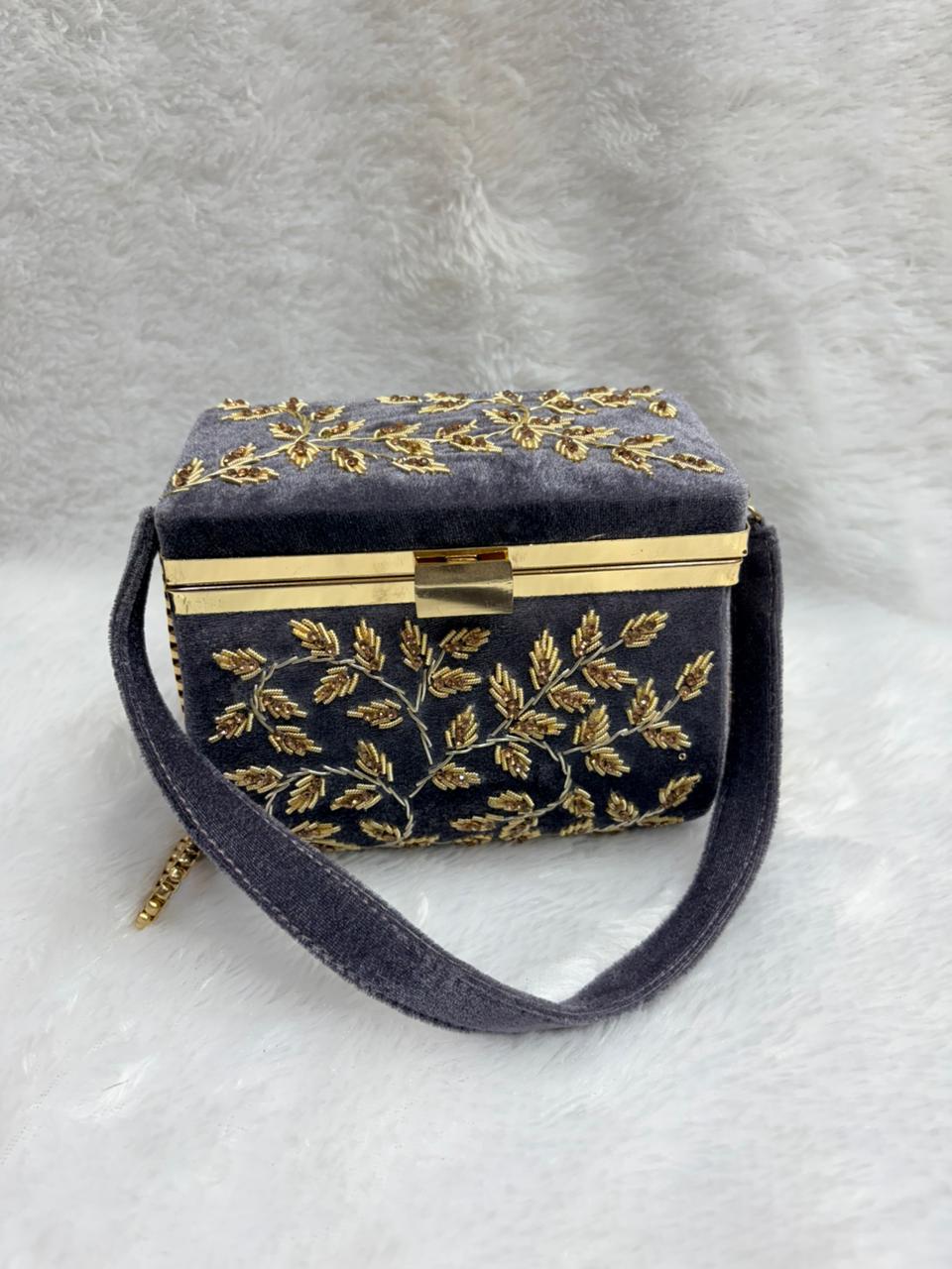 Purse 0002
