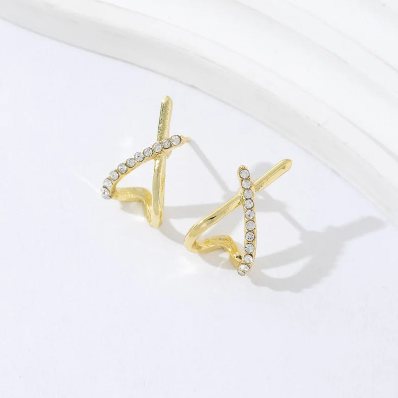 Pendientes Elariah con baño de oro de 14K en forma de cruz para mujer – Pendientes geométricos minimalistas para uso diario, fiestas y regalos