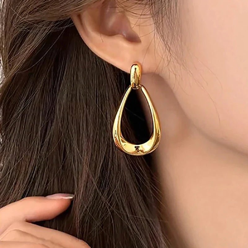 French Style Geometric Drop Earrings – Trendy Statement Jewelry for Women