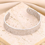 Brazalete Abierto Irregular Dorado Vintage - Pulsera de Acero Inoxidable para Mujer y Hombre