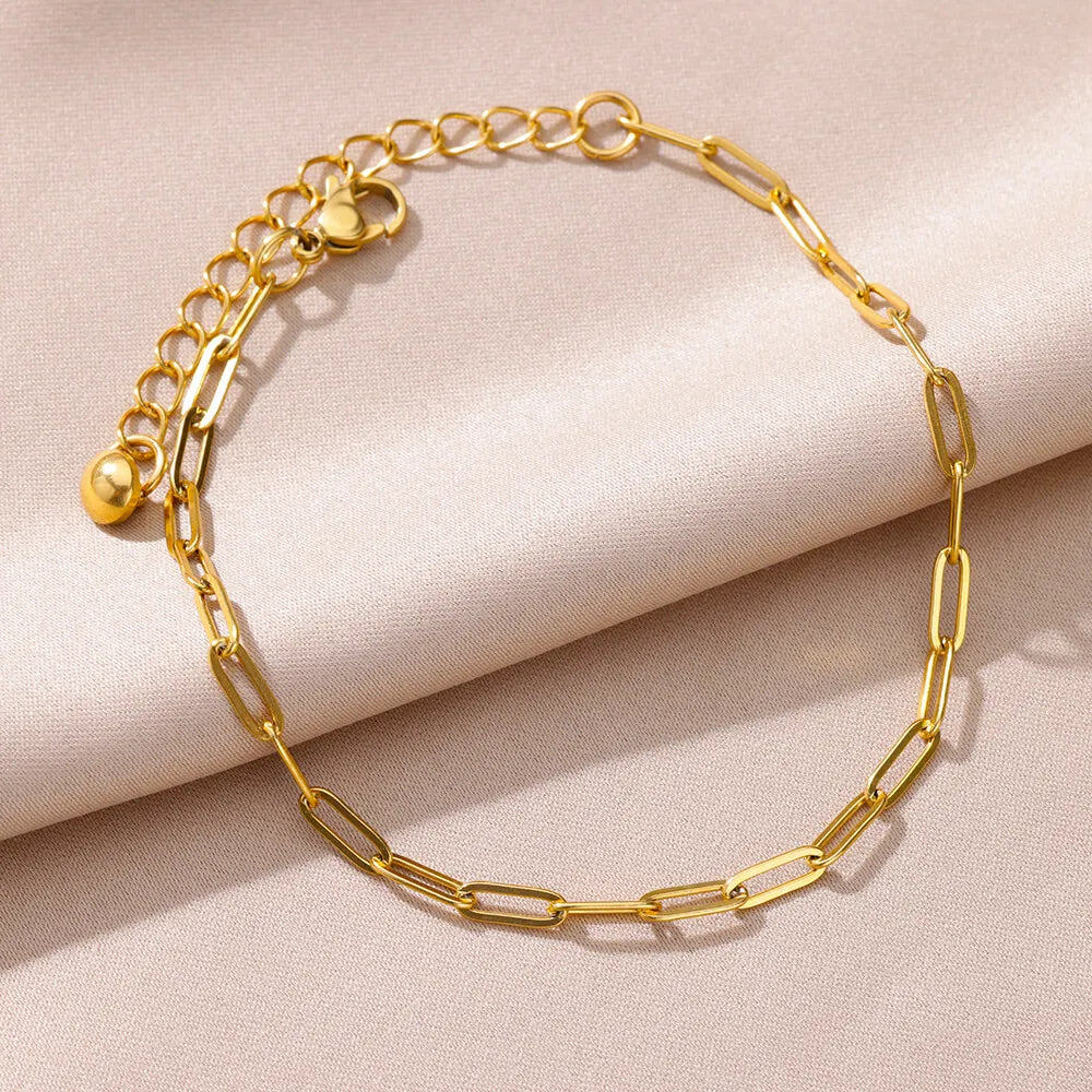 Elariah 18K Gold-Plated Stainless Steel Pearl Anklet for Women – Classic Imitation Pearl Beach Ankle Bracelet