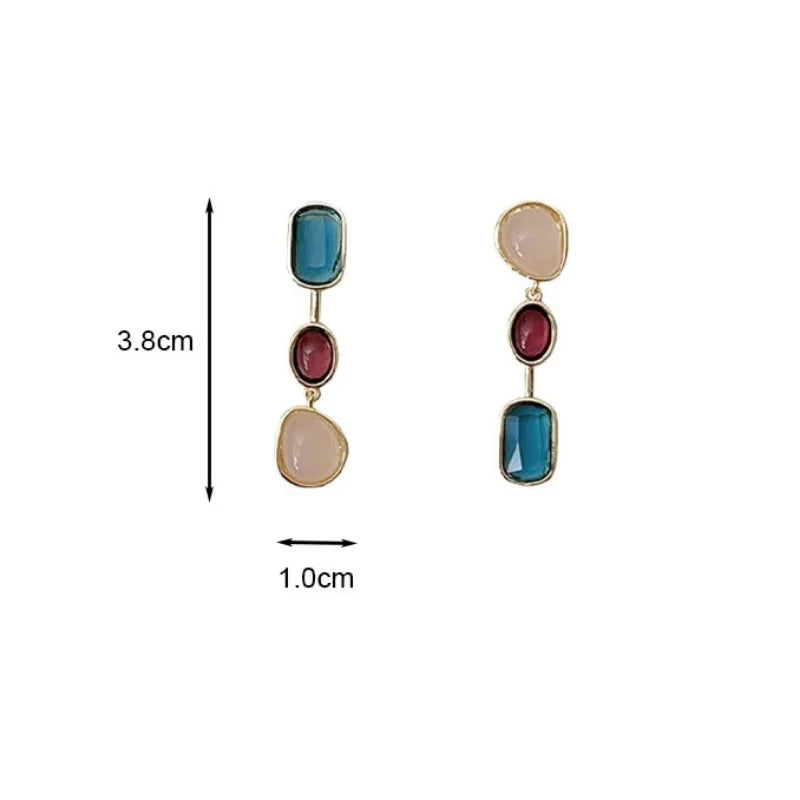 Pendientes colgantes geométricos asimétricos de resina de colores Elariah para mujer – Pendientes llamativos retro