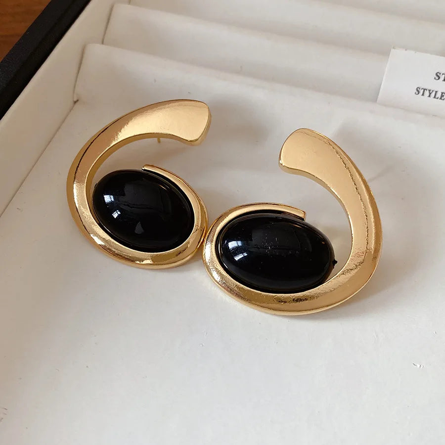 Elariah Vintage Red Resin Oval Stud Earrings – Large Gold-Tone Geometric Statement Earrings for Women