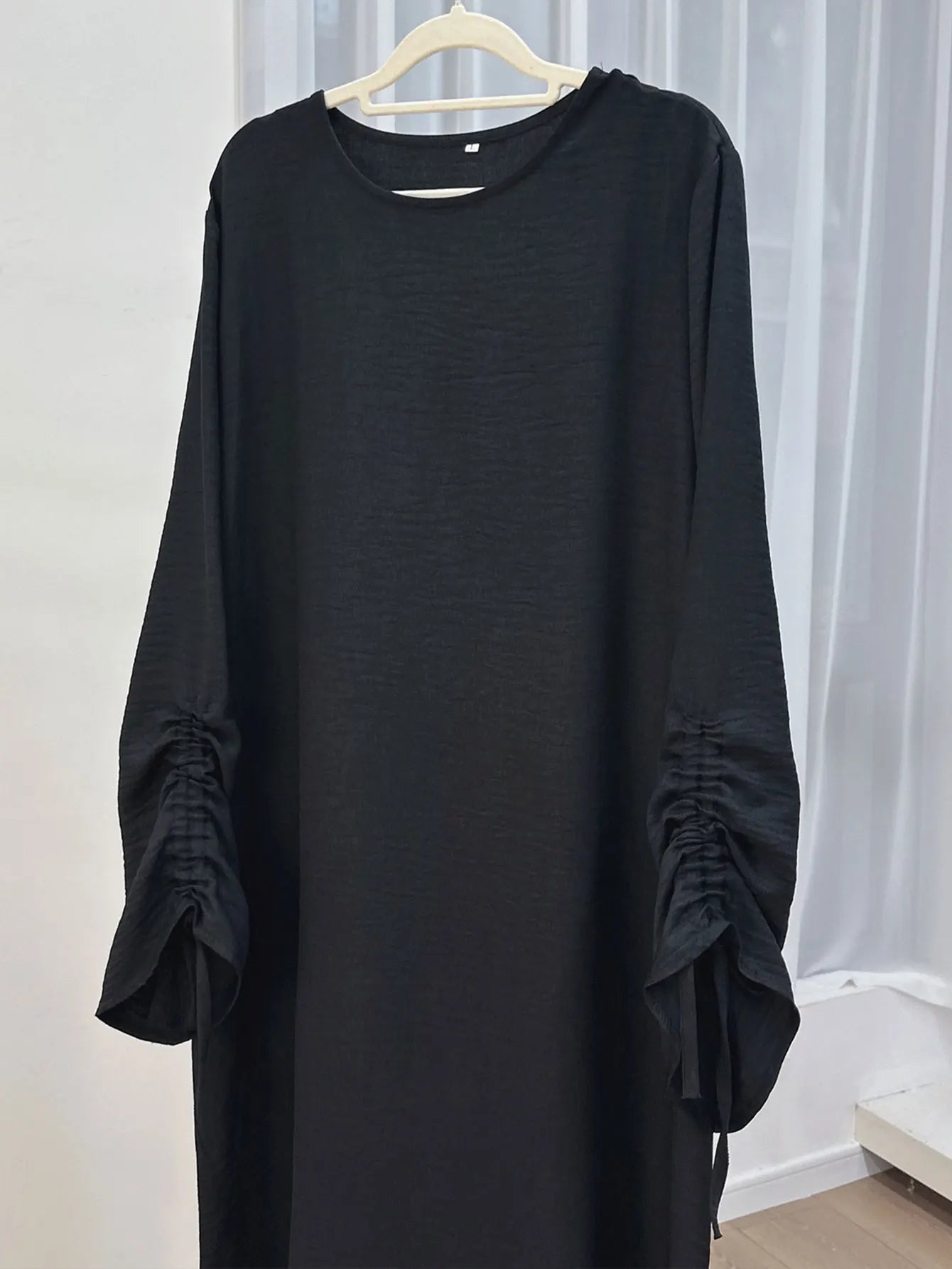 Robe Abaya Elariah Modeste à Manches Lacées pour Femme – Kaftan Islamique Maxi Ample pour l'Aïd, le Ramadan et le Quotidien