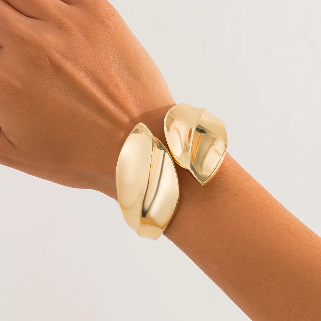 Elariah Chunky Wide Open Cuff Bracelet – Bold Geometric Metal Bangle for Women & Men | Gold or Silver Statement Jewellery