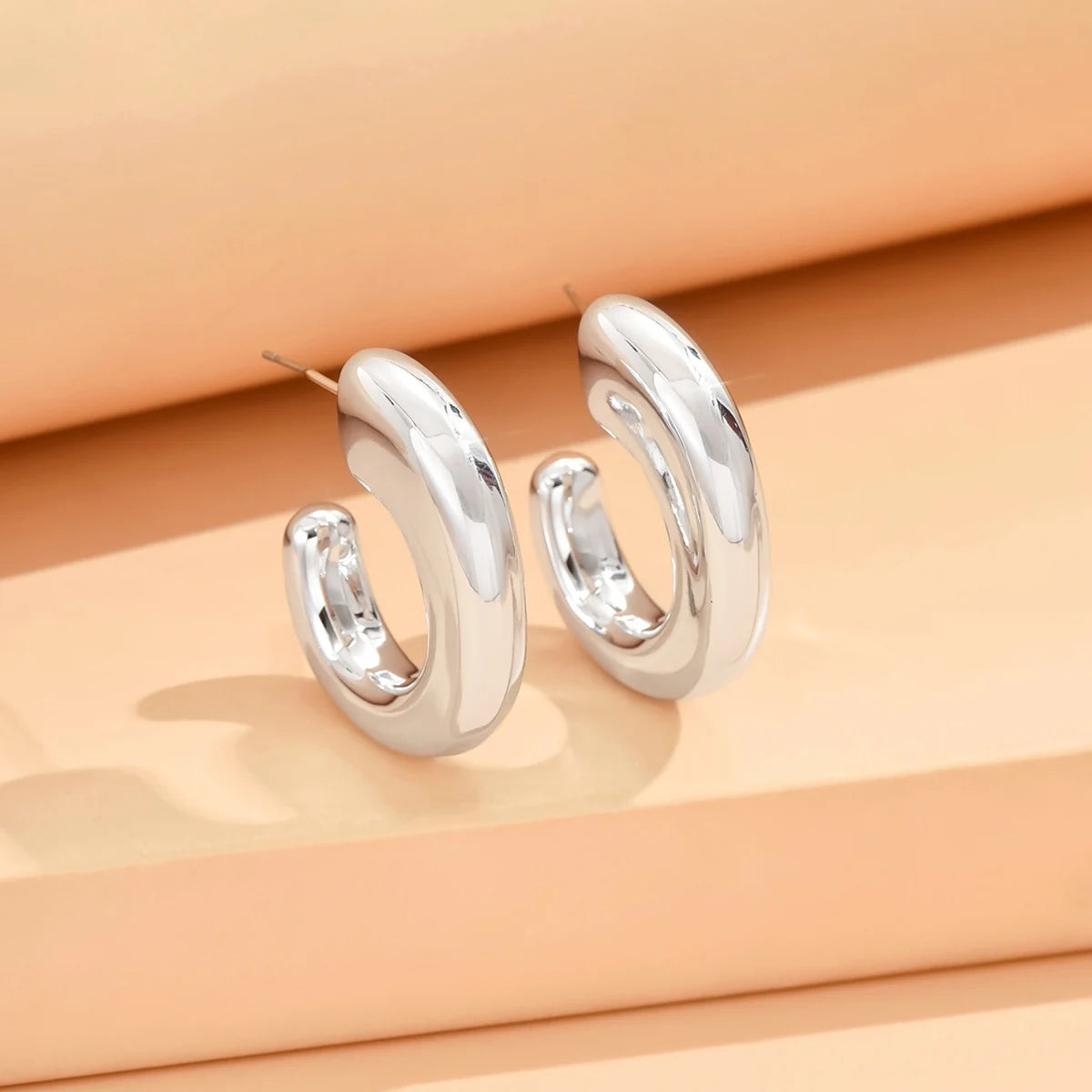 Elariah Geometric Irregular Acrylic Stud Earrings – Metallic Finish Minimalist Rhinestone Statement Earrings for Women