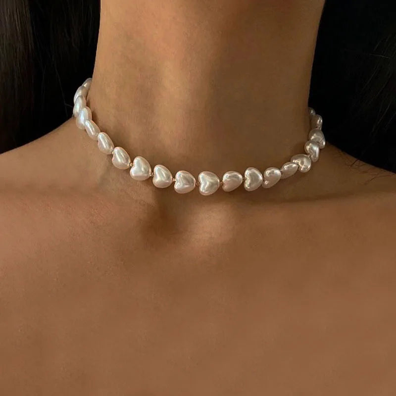 Elegant Irregular Pearl Multi-Layer Necklace with Heart Pendant – Classic Choker Jewelry for Women