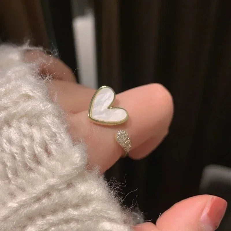 Elariah Adjustable Heart Ring for Women – Vintage Zircon & Pearl Butterfly Cocktail Ring | Romantic Wedding & Party Jewelry Gift