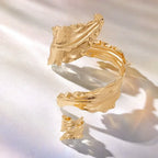 Vintage Gold Leaf Bracelet & Adjustable Ring Set for Women – Pleated Leaf Design, Elegant Gold Tone Jewelry Set