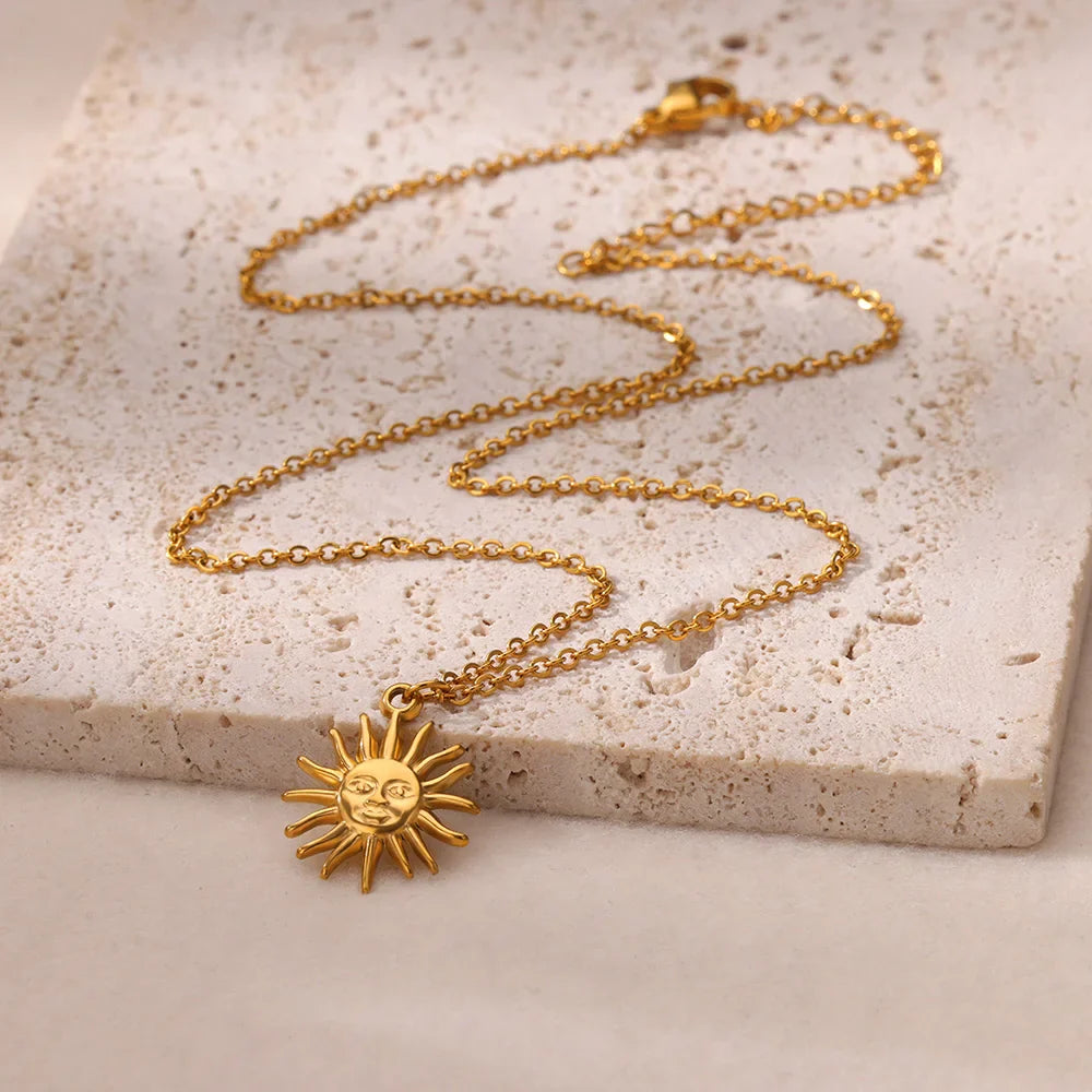 Sunflower Pendant Geometric Necklace – Stainless Steel Clavicle Chain for Women