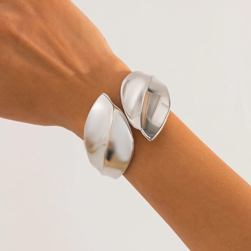 Elariah Chunky Wide Open Cuff Bracelet – Bold Geometric Metal Bangle for Women & Men | Gold or Silver Statement Jewellery