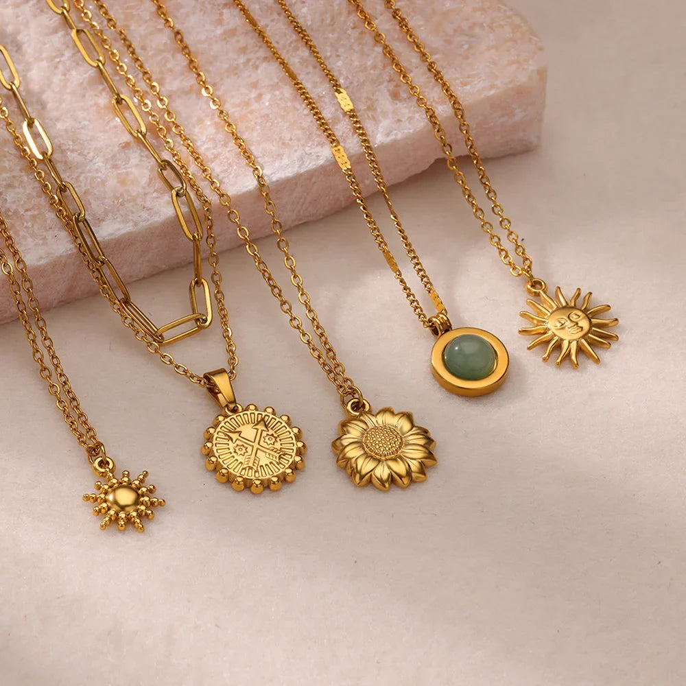 Sunflower Pendant Geometric Necklace – Stainless Steel Clavicle Chain for Women